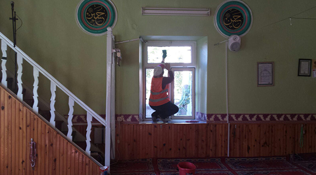TAVAS’TA CAMİLER PIRIL PIRIL