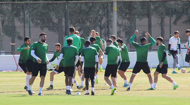 DENİZLİSPOR- ADANA DEMİRSPOR MAÇ BİLETLERi SATIŞA ÇIKTI