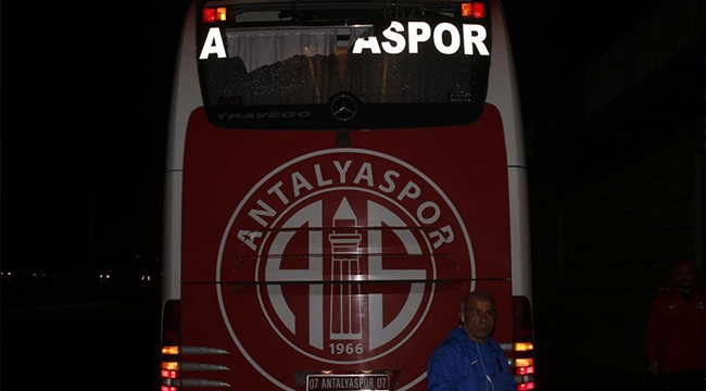 ANTALYASPOR OTOBÜSÜNÜ TAŞLAYANLAR YAKALANDI