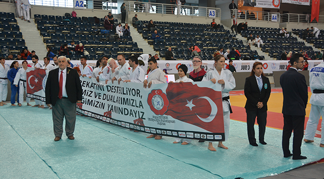 GÖRME ENGELLİLER JUDO'DA YARIŞTI