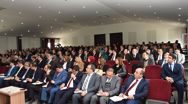 İLÇE MİLLİ EĞİTİM VE OKUL MÜDÜRLERİ TOPLANDI