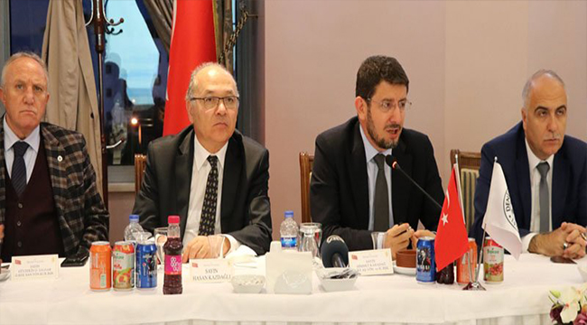 KARADAĞ, DENİZLİLİ SANAYİCİLERLE BİRARAYA GELDİ