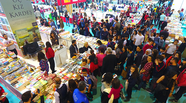 KİTAPSEVERLER ORTAYLI VE TÜMER’İ AĞIRLADI