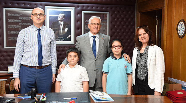 OĞUZ ÇOCUK YAZARLARI AĞIRLADI