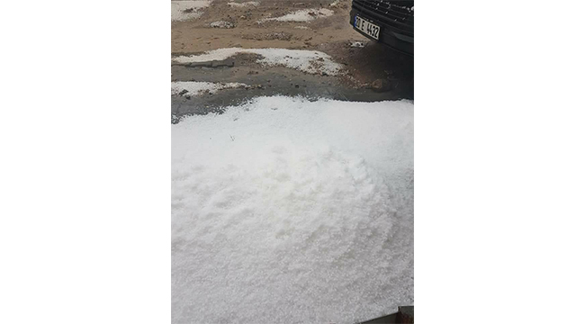 İLÇELERDE DOLU MERKEZDE ŞİDDETLİ YAĞMUR
