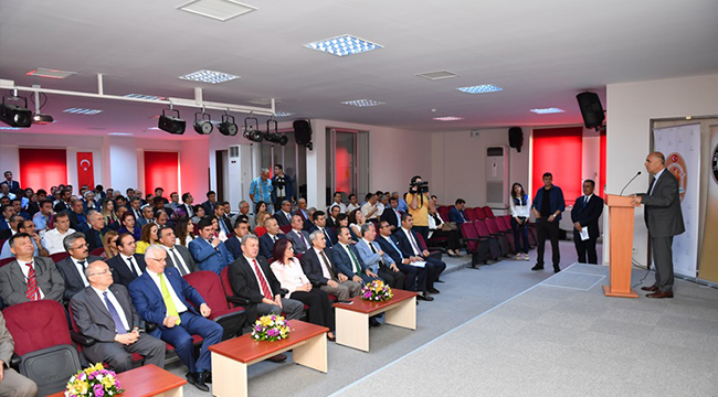 BEYAZ BAYRAK VE BESLENME DOSTU OKULLAR BELGELENDi
