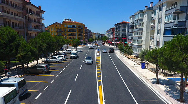 BURSA CADDESİ TRAFİĞE AÇILDI