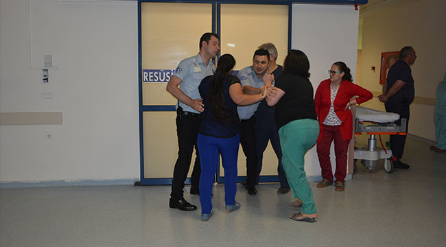 PAÜ HASTANESİNDE GERÇEĞİ ARATMAYAN TATBİKATLAR