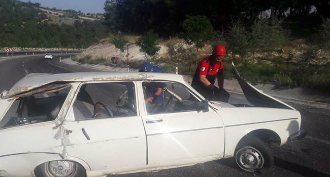 DENİZLİ’DE TRAFİK KAZASI: 2 YARALI