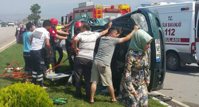 DENİZLİ'DE TRAFİK KAZASI: 1 ÖLÜ, 3 YARALI