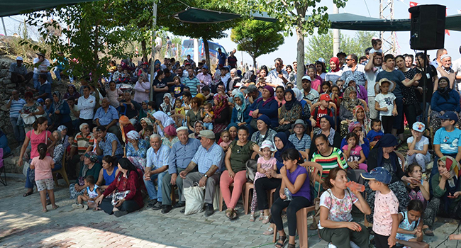 YARIŞMAYA 51 ÇOBAN KOÇ VE SÜRÜLERİ İLE KATILDI