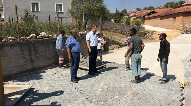 ÇİVRİL BELEDİYESİ’NDE KİLİT PARKE ÇALIŞMALARI