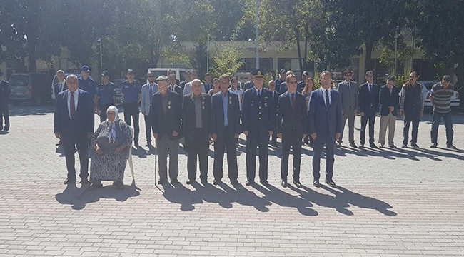 BAŞKAN ÖZTÜRK, MEHMETÇİKLERLE YEMEK YEDİ