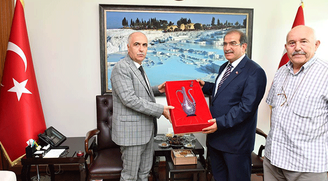 UŞAK VALİSİ DEMİR,KARAHAN’I ZİYARET ETTİ