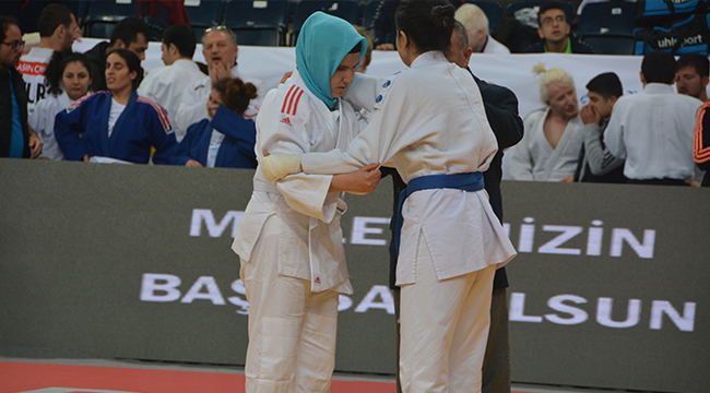 GÖRME ENGELLİLER JUDO'DA YARIŞTI