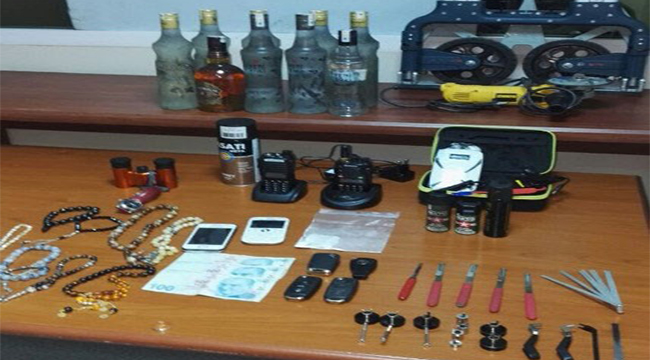 HIRSIZLIK OLAYINA KARIŞAN 3 KİŞİ YAKALANDI