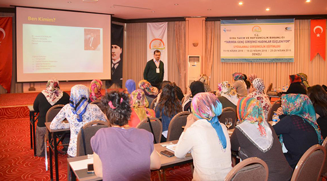 TARIMDA KADIN GİRİŞİMCİLER SAHAYA İNDİ