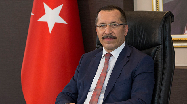 REKTÖR BAĞ’DAN 23 NİSAN KUTLAMA MESAJI