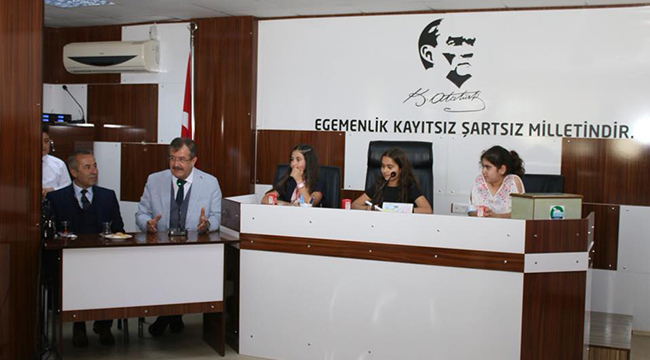 ÇİVRİL'DE İLK ÇOCUK MECLİSİ KURULDU!