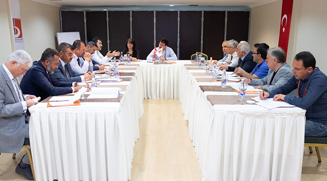 ÜNİVERSİTELER SORUNLARINI KONUŞTU