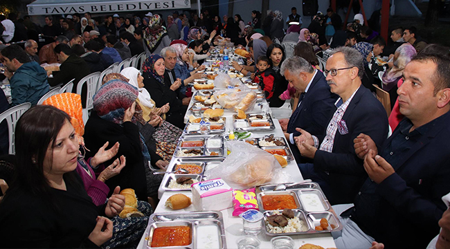 TAVAS BELEDİYESİ GÖNÜLLER KAZANIYOR