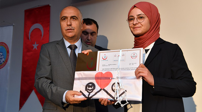 BEYAZ BAYRAK VE BESLENME DOSTU OKULLAR BELGELENDi
