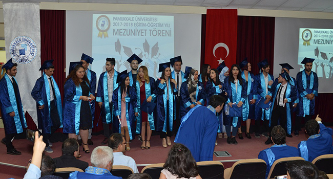 ÇİVRİL ATASAY KAMER MYO’DA MEZUNİYET COŞKUSU