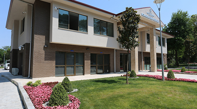 BÜYÜKŞEHİR, ASRİ MEZARLIK KOMPLEKSİ’Nİ BİTİRDİ