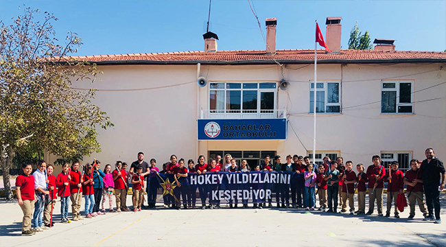 HOKEY YILDIZLARINI DENİZLİ’DE KEŞFEDİYOR