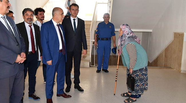 VALİ KARAHAN GÜNEY İLÇESİ’Nİ ZİYARET  ETTİ