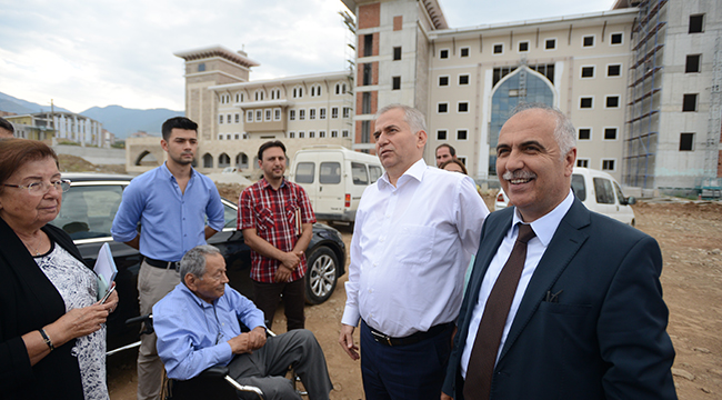 HAYIRSEVER ABALIOĞLU’NUN YAPTIRDIĞI OKULLARDA SONA GELiNDi