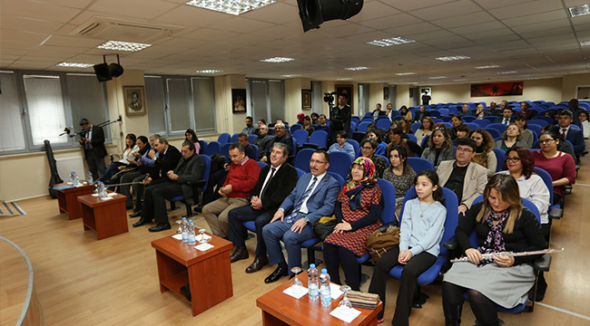 PAÜ’LÜ AKADEMİSYENLERDEN MÜZİK DİNLETİSİ