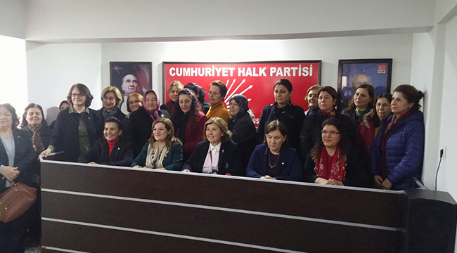CHP’Lİ KADINLAR DİYANETİ UYARDI