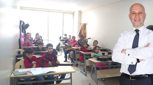 SARAYKÖY’DE AKADEMİK SANAT OKULU HAVASI ESİYOR