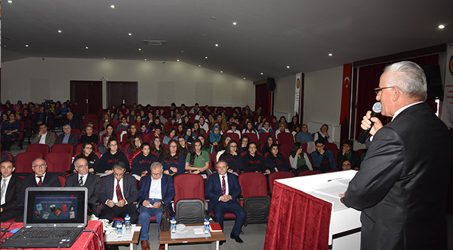 ANADOLU MEKTEBİ YAZAR OKUMALARI PROJESİ TOPLANTISI