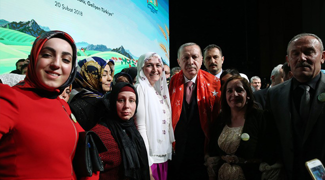 ÇİFTÇİLER BEŞTEPE'DE BULUŞTU