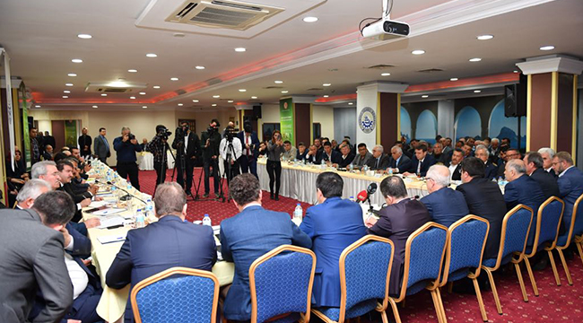 ÜZÜM ARAŞTIRMA KOMİSYONU DENİZLİ’DE TOPLANDI