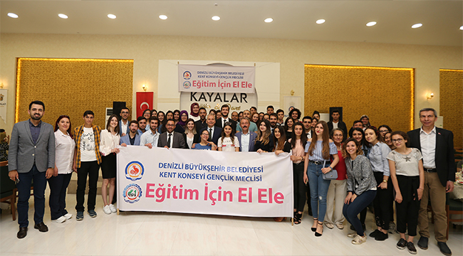 EĞİTİM İÇİN EL ELE AİLESİ BİRARAYA GELDİ