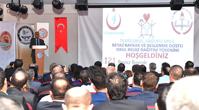 BEYAZ BAYRAK VE BESLENME DOSTU OKULLAR BELGELENDi