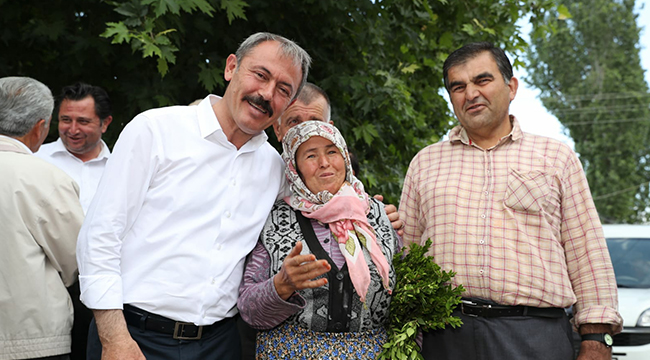AK PARTİLİ TİN ACIPAYAMLILARLA BULUŞTU