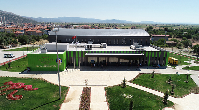 TAVAS KAPALI YÜZME HAVUZU HİZMETE GİRDİ