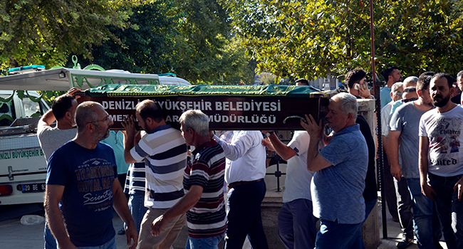 BABA KIZ BİRLİKTE DEFNEDİLDİ