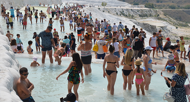 PAMUKKALE’DE HEDEF 2 BUÇUK MİLYON ZİYARETÇİ