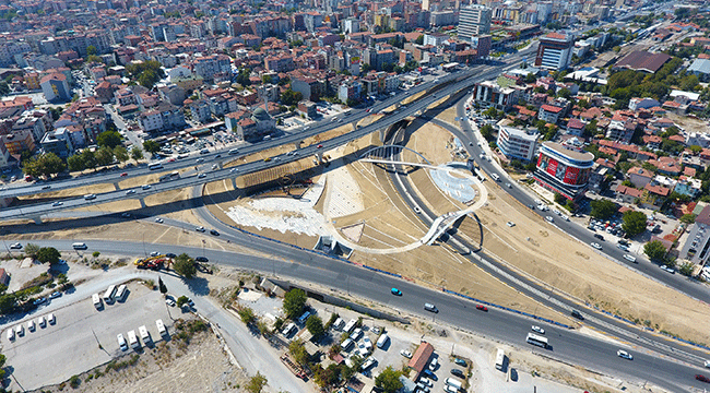 ÜÇGENDE YENİ BİR YEŞİL ALAN YARATILIYOR