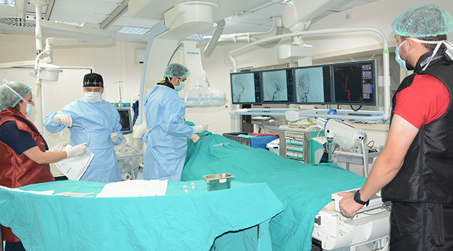 YRD. DOÇ. DR. ARSLAN,TEDAVİ YÖNTEMİNİ ANLATTI