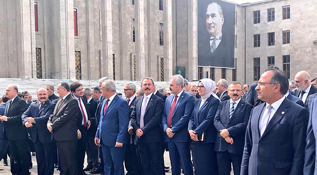 TiN, MECLiSiN YENi YASAMA YILINI DEĞERLENDiRDi