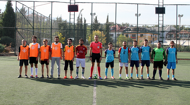 ÖĞRENCİ FUTBOL TURNUVASI BAŞLADI