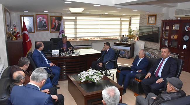 METEOROLOJİ 5. BÖLGE ACIPAYAM'DA FİDAN DAĞITTI