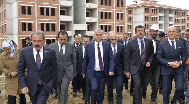 SARAYKÖY TOKİ KONUTLARI HIZLA YÜKSELİYOR