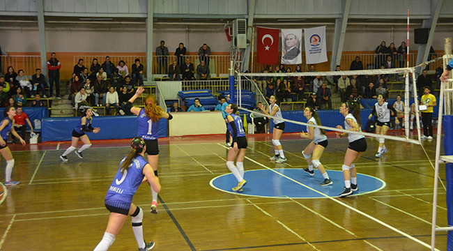 SULTANLAR MORAL ARAYIŞINDA